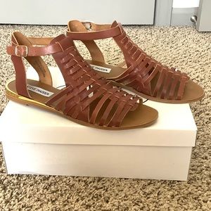 🎀 Steve Madden Leather Sandals 🎀